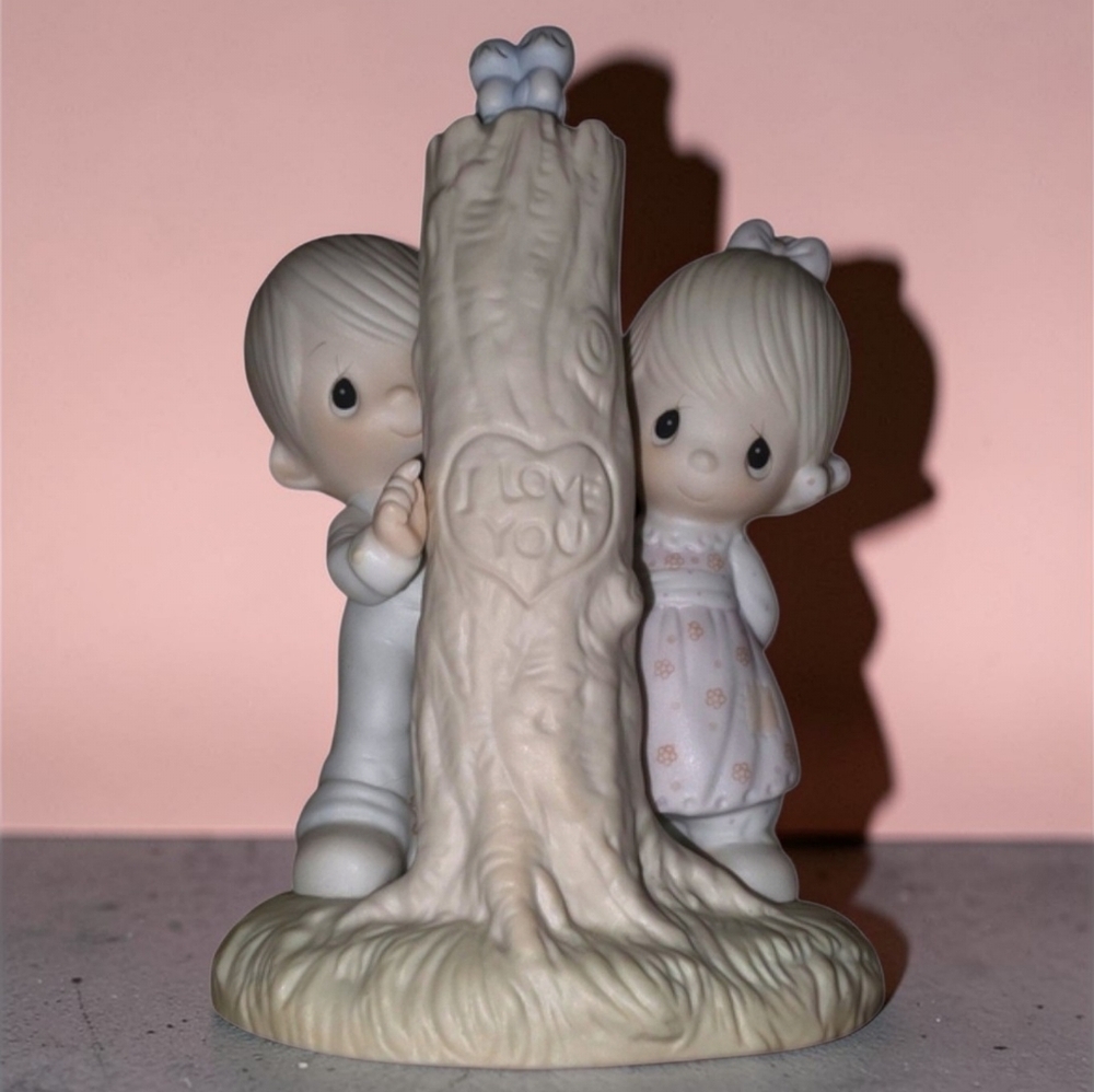 Precious Moments Thee I Love Figurine #HO8
